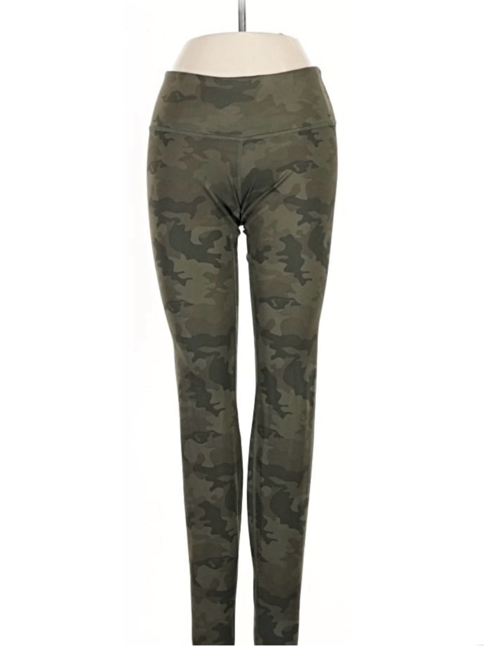 Lululemon wonder under camo leggings